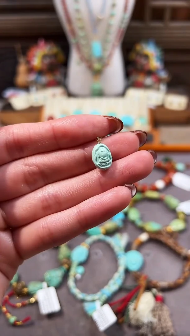 18K金镶嵌绿松石提溜宝宝佛