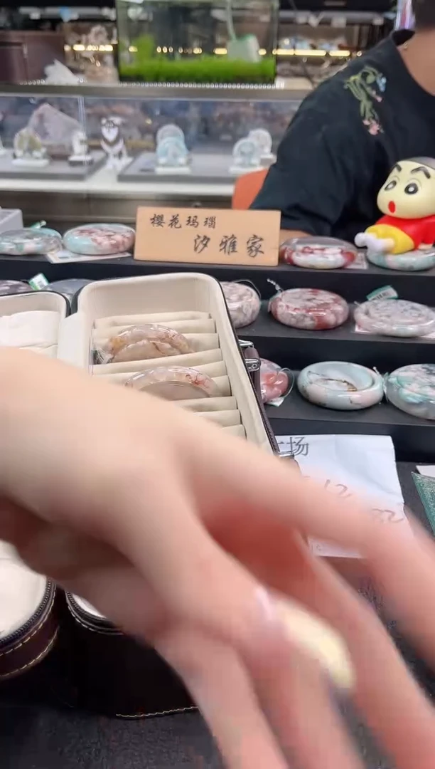 未镶嵌手镯石英质玉尘*丷圈口（赠品镯心）