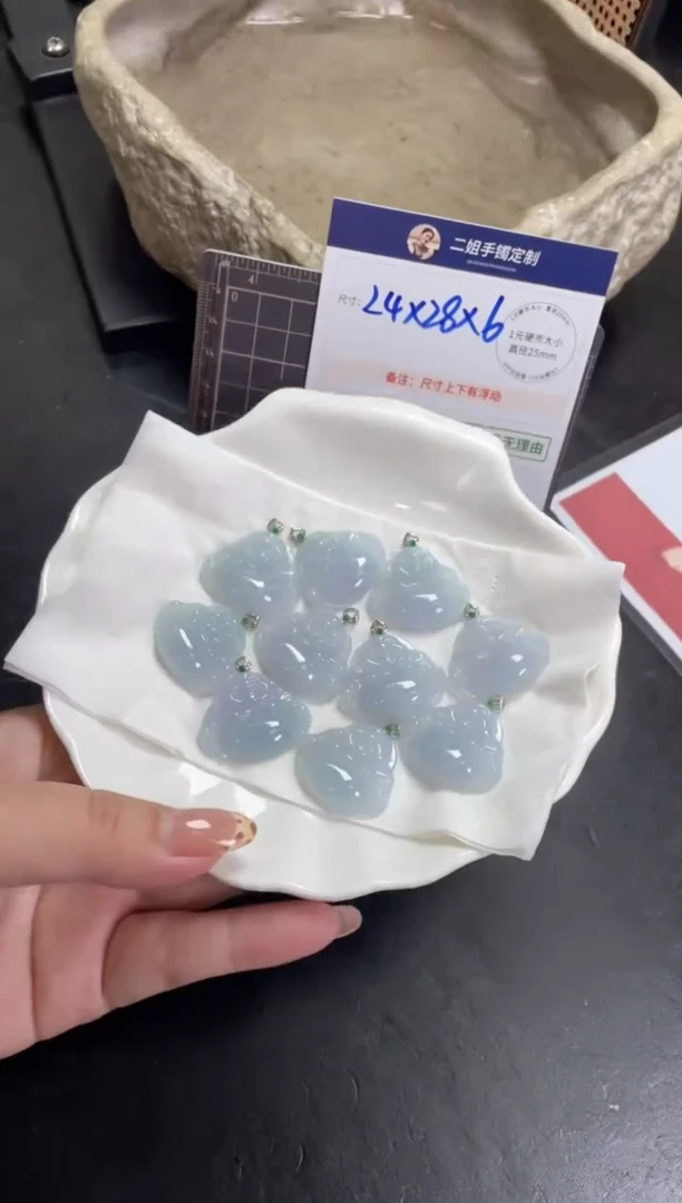 【闪购商品】翡翠挂件18K金镶嵌佛公FL17多样性发其一CP配绳