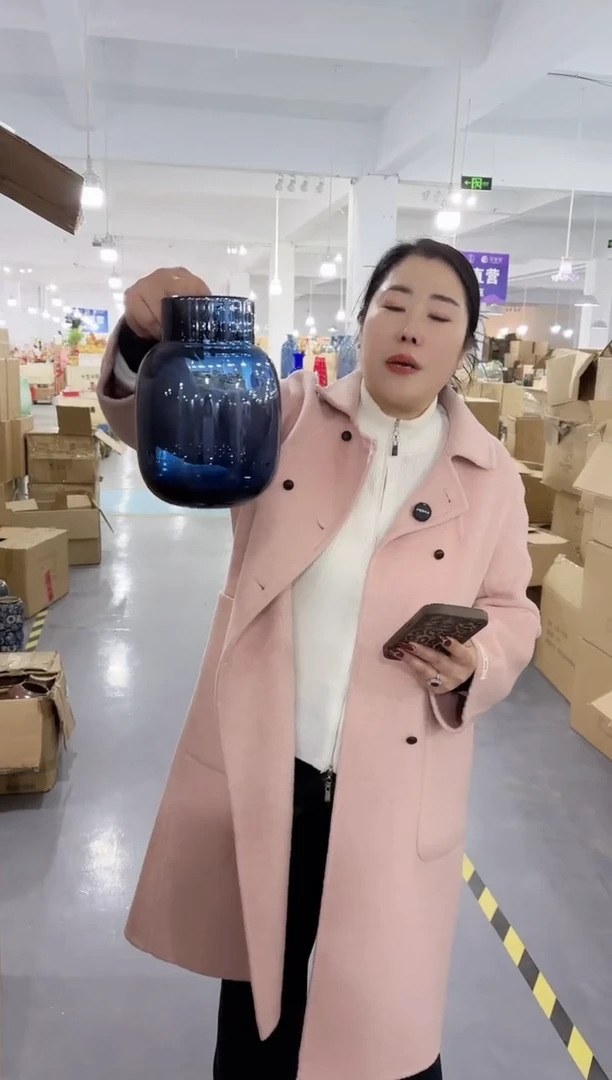 【闪购商品】玻璃唐总花瓶厂微瑕-1IPM