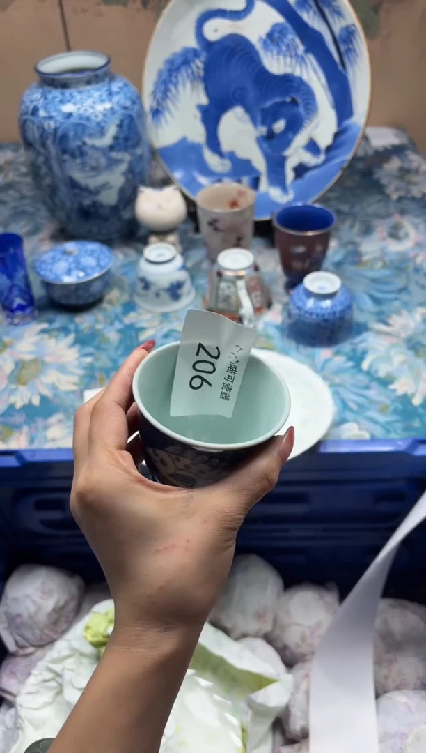 瓷片小*售卖206产品均为二次利用瑕疵品.默认拍下认可告知