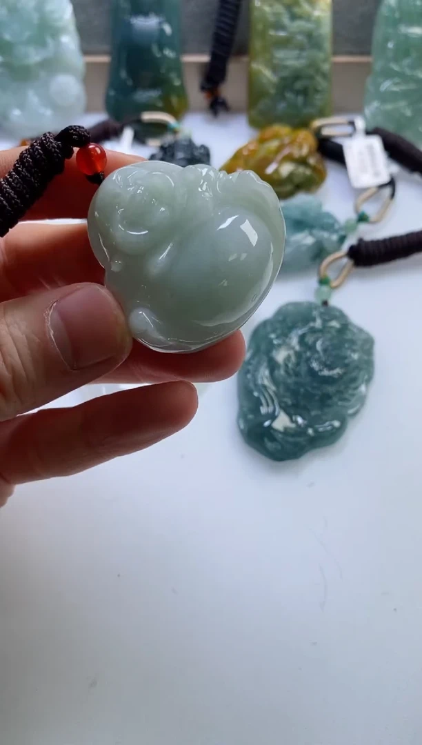 【闪购商品】翡翠挂件未镶嵌