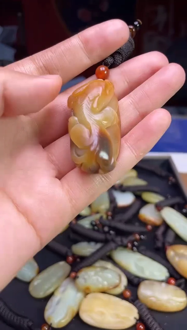 颈饰未镶嵌和田玉123