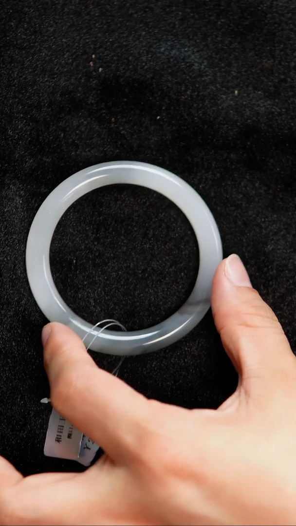 【闪购商品】和田玉手镯未镶嵌55圈口半山水烟紫手镯