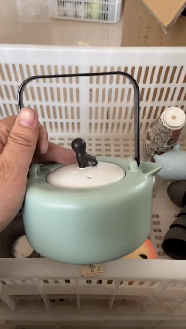 无运费险有瑕疵的摄影的产品有使用过的痕迹有点脏介意勿拍