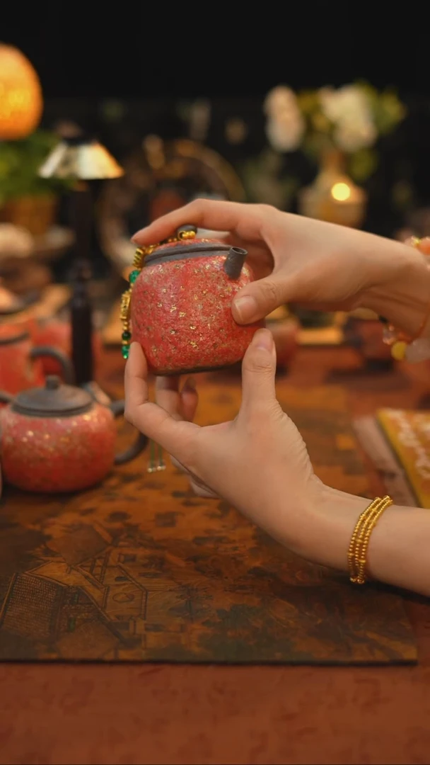 高越岩矿--红金壶