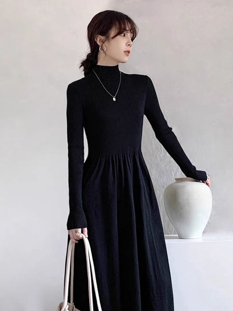 半高领羊毛针织长袖连衣裙打底2025新款秋冬季百搭气质纯色大摆裙