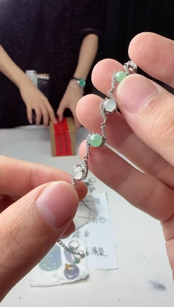 【闪购商品】翡翠手链银S925镶嵌多样性发货只发一件111