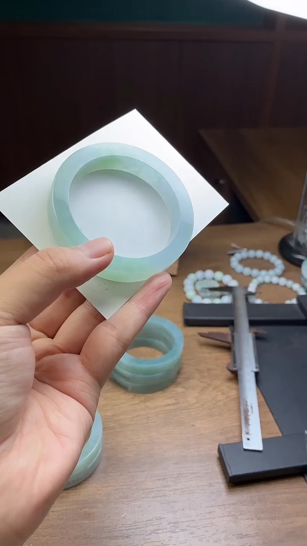 未镶嵌手镯定制翡翠用****7定制