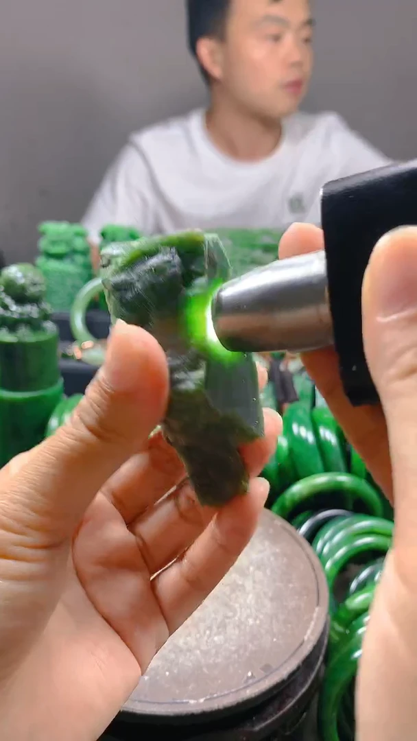 和田玉未镶嵌珠宝半成品1111