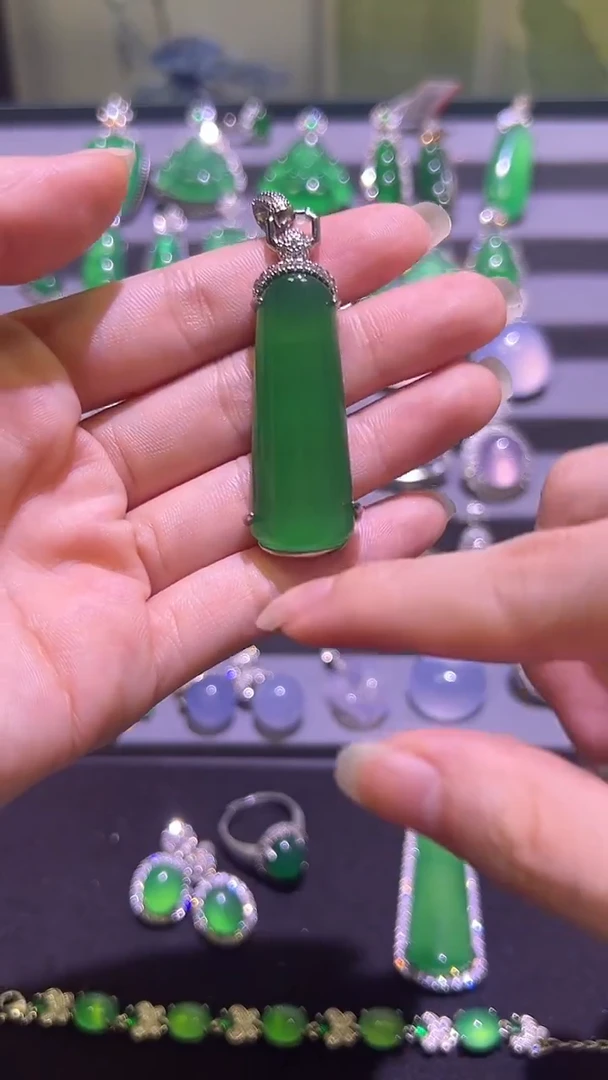 未镶嵌颈饰玛瑙/玉髓1