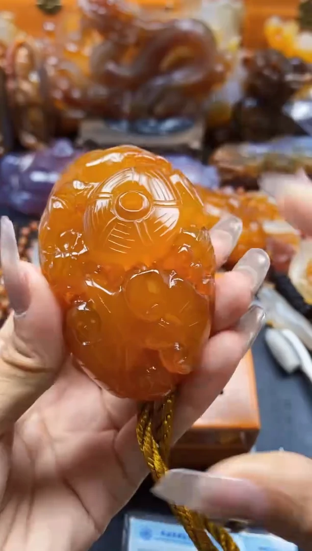 玛瑙/玉髓挂件未镶嵌纯**条ll