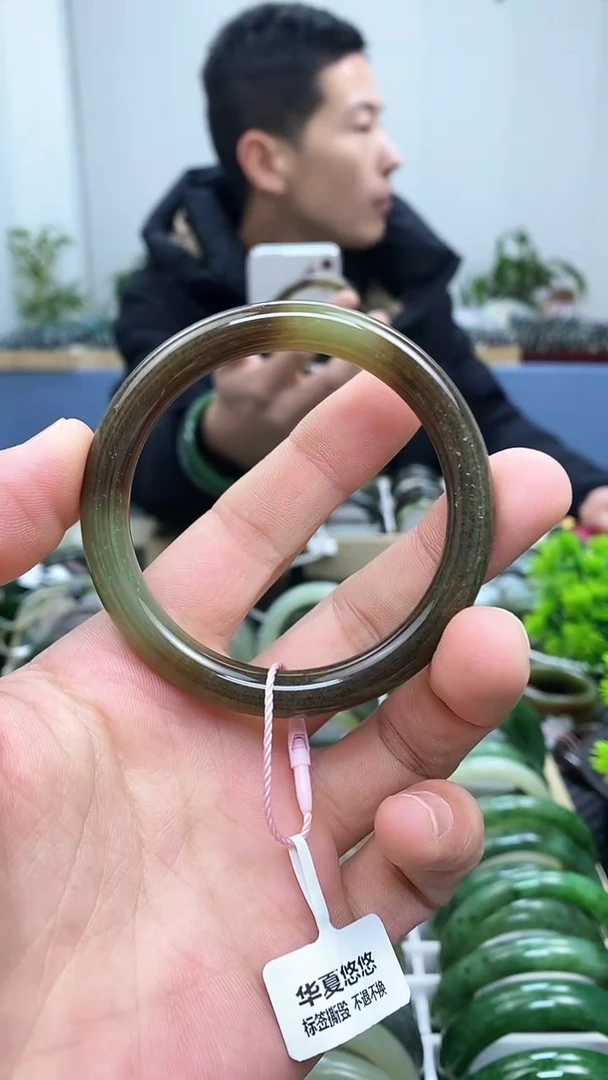 【闪购商品】和田玉手镯未镶嵌54.8