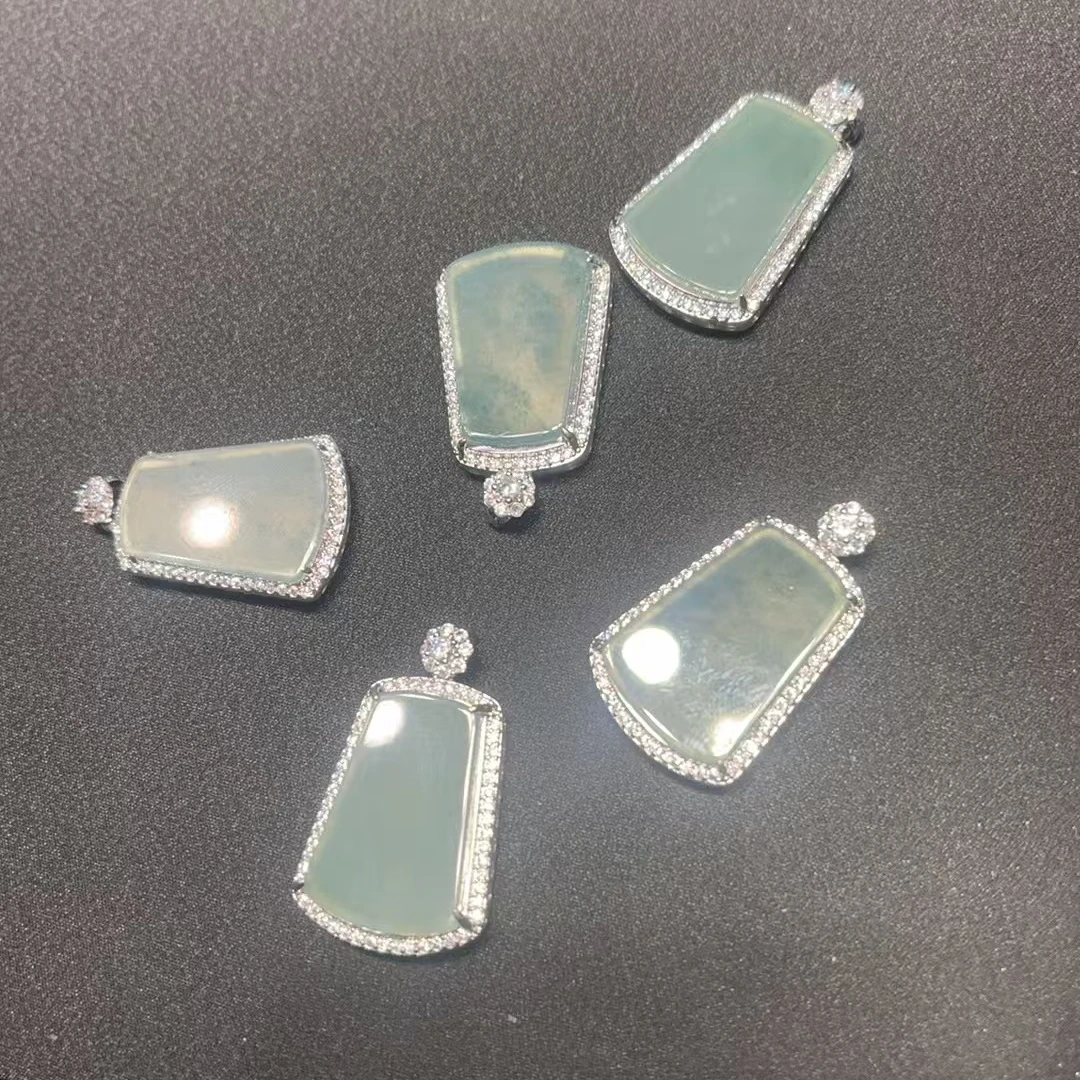 天然A货翡翠吊坠*2908/002/多样性发/1件