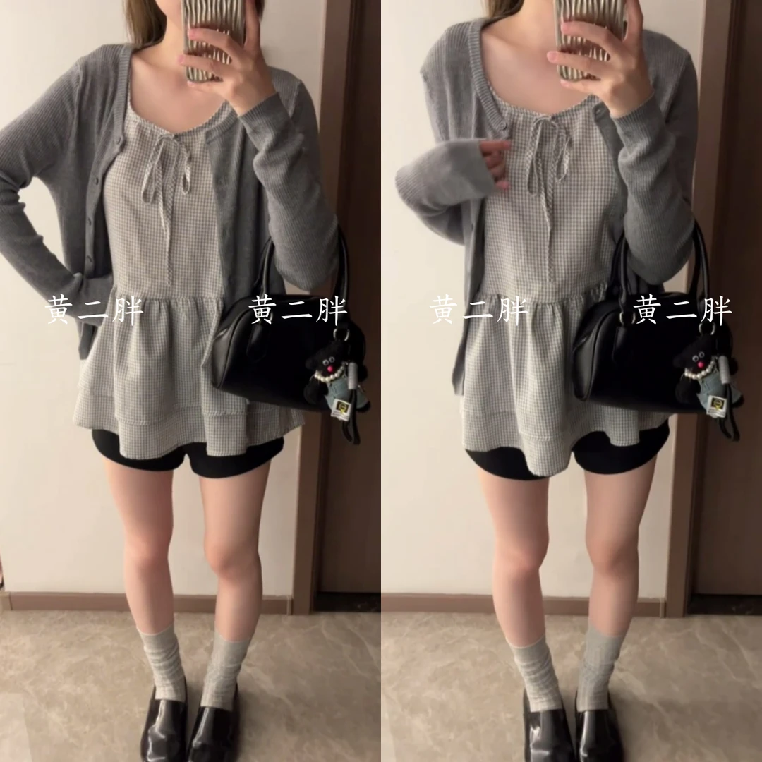 韩版格子吊带背心裙叠穿软糯灰色针织开衫2025年秋季新款时尚套装