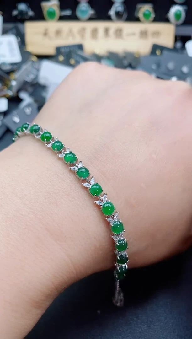 银S925镶嵌戒指翡翠1