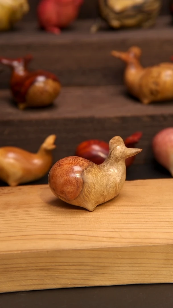 交趾黄檀（大红酸枝）缅花鲸鱼