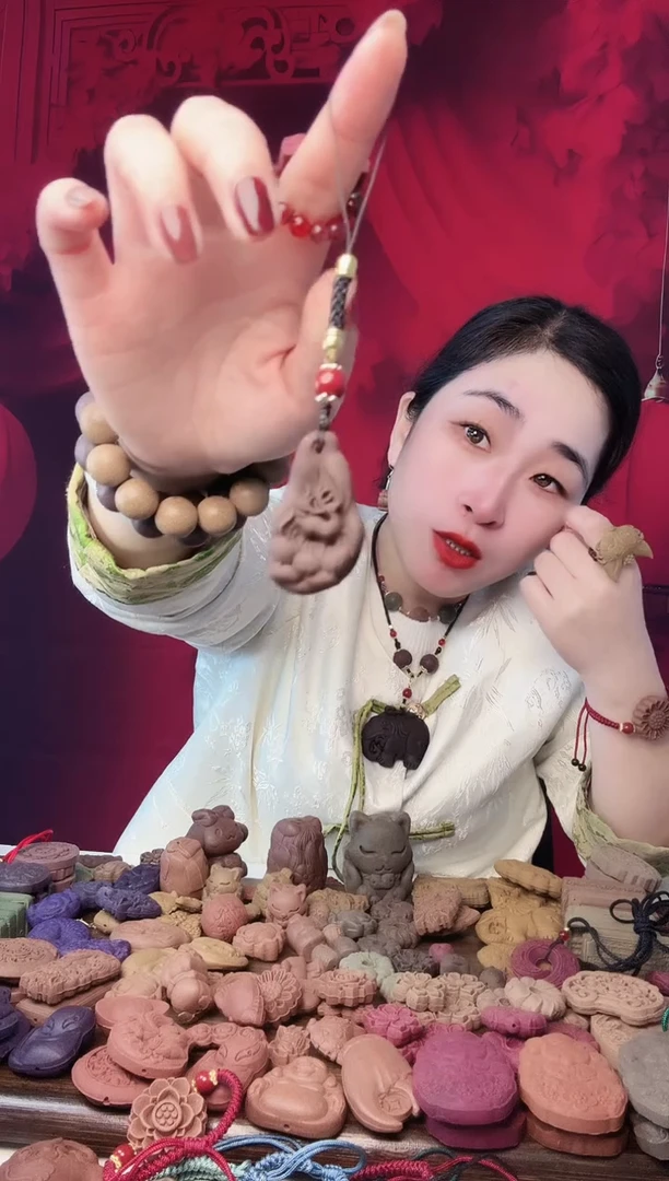 【闪购商品】泥塑天木藏香一路有你手机链