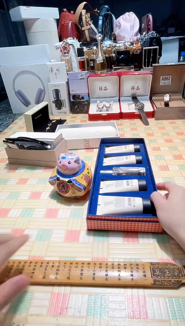 瓷片瓷器 库房到期 全部地板价@@1