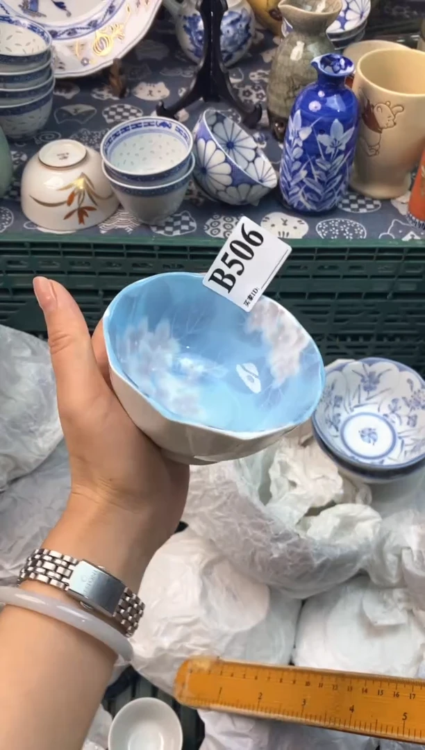 瓷片蝴**飞111111111111