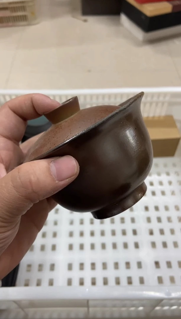 无运费险有瑕疵的摄影的产品有使用过的痕迹有点脏介意勿拍