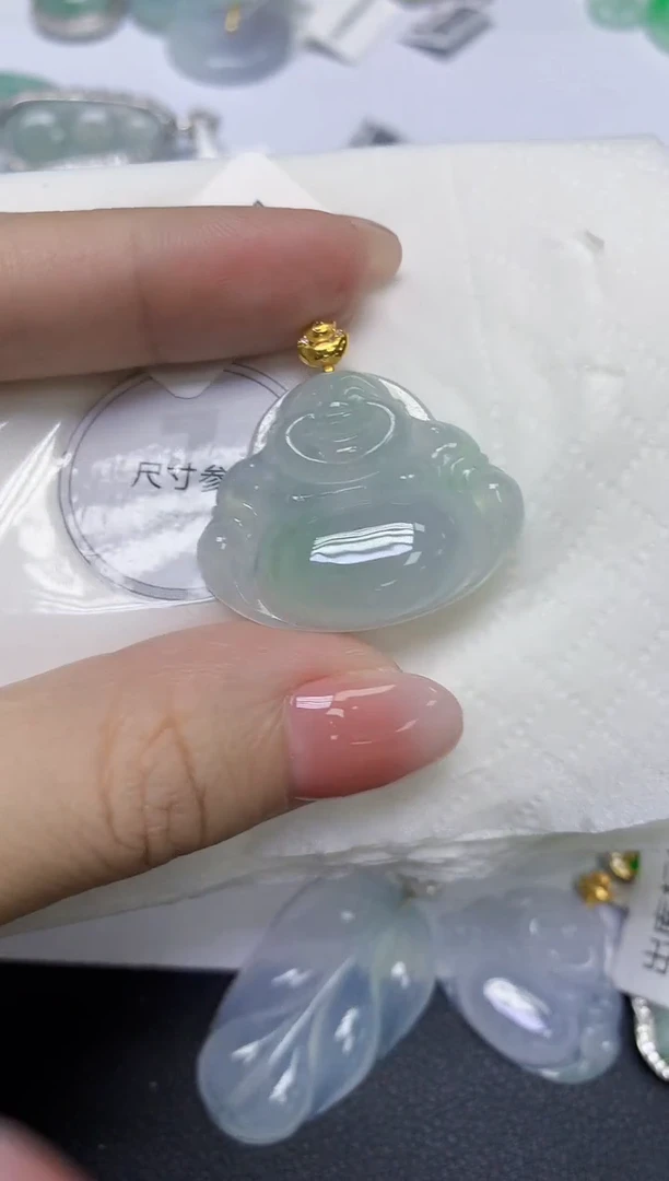 颈饰18K金镶嵌翡翠天然缅甸翡翠A货多样性发一件