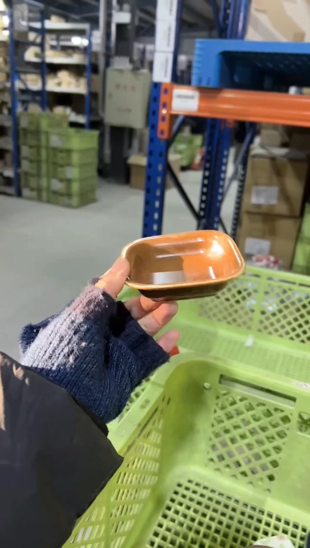 【闪购商品】瓷片白山四方小碟宗白山四方小碟宗