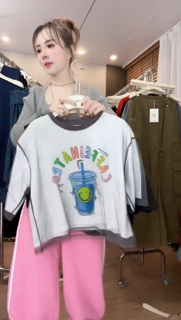 白色短袖白色短袖