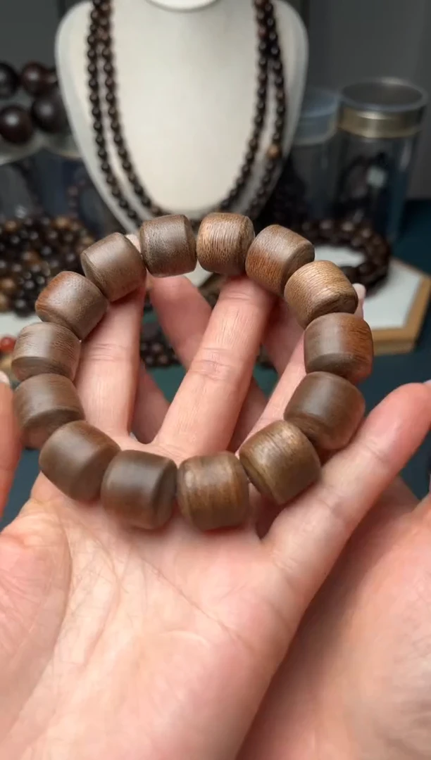 【闪购商品】沉香手串加里曼丹16MM桶珠