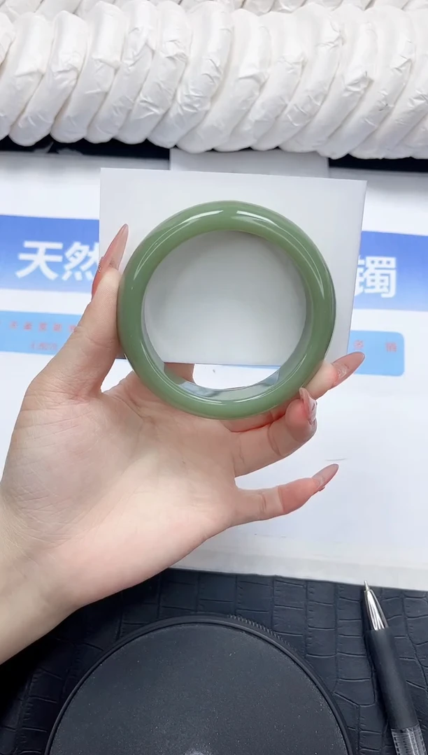 石英质玉手镯未镶嵌53-56