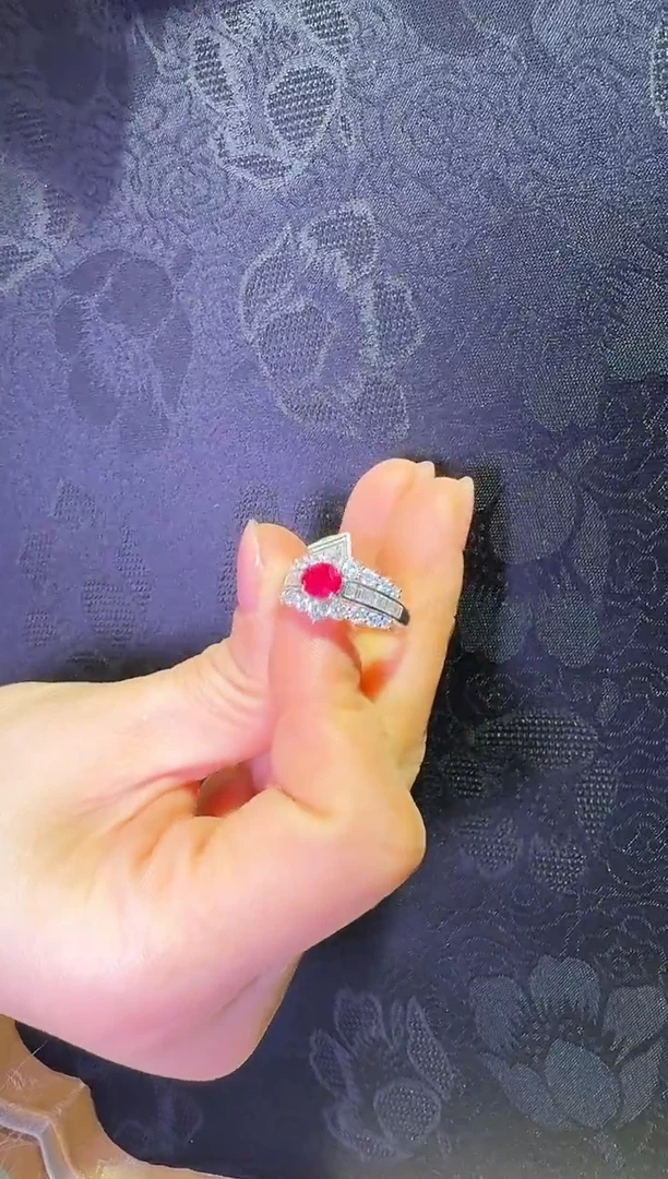 18K金镶嵌戒指红宝石26【主石1.1ct