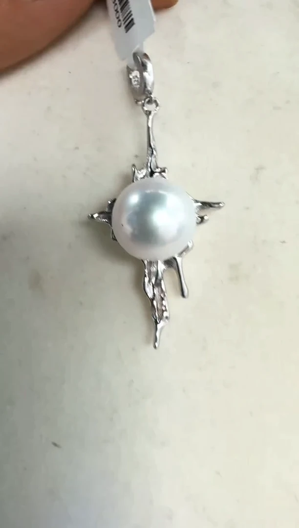 淡水珍珠银S925镶嵌颈饰吊坠