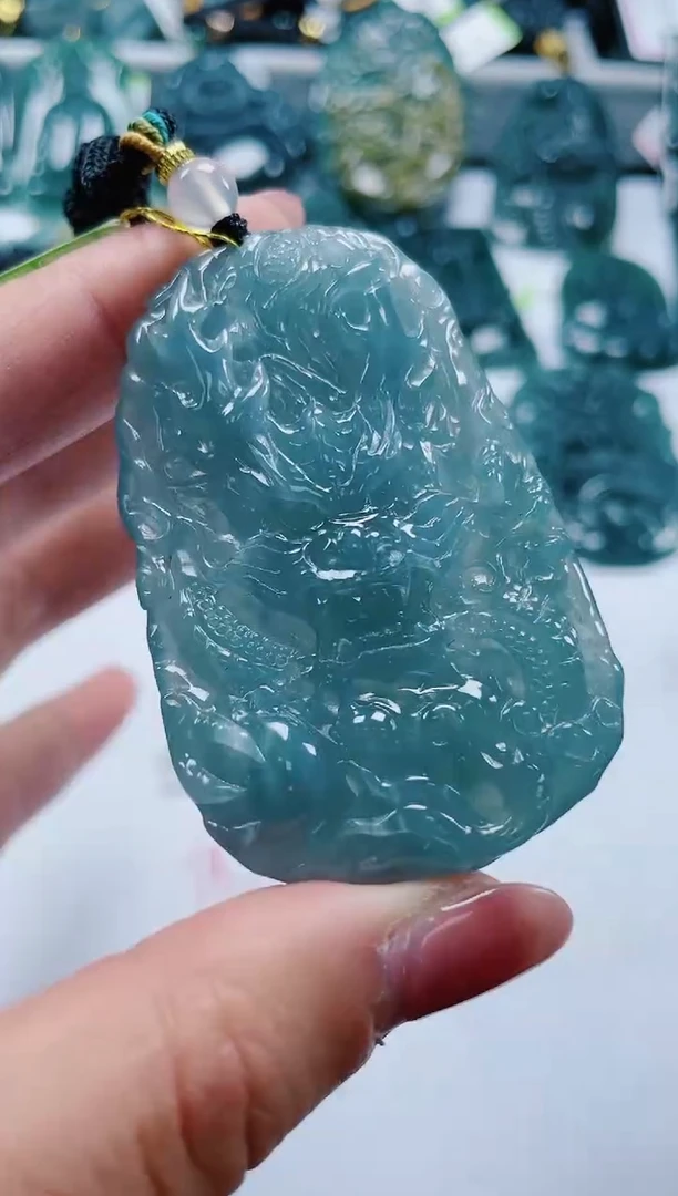 【闪购商品】翡翠颈饰未镶嵌