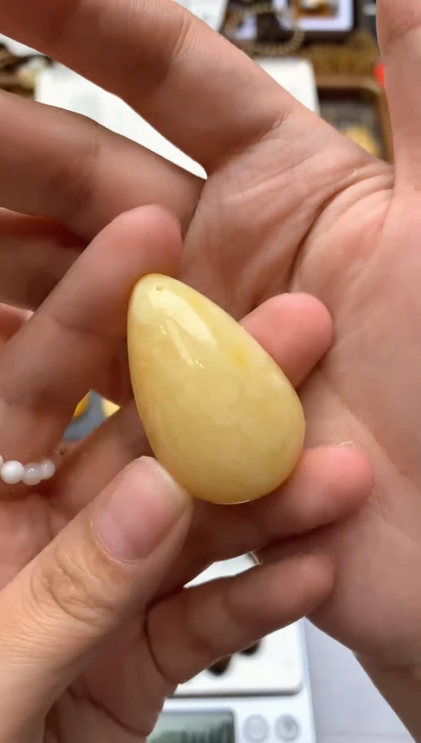 【闪购商品】琥珀珠宝奇石未镶嵌039琥珀蜜蜡花粉小坑介意勿拍