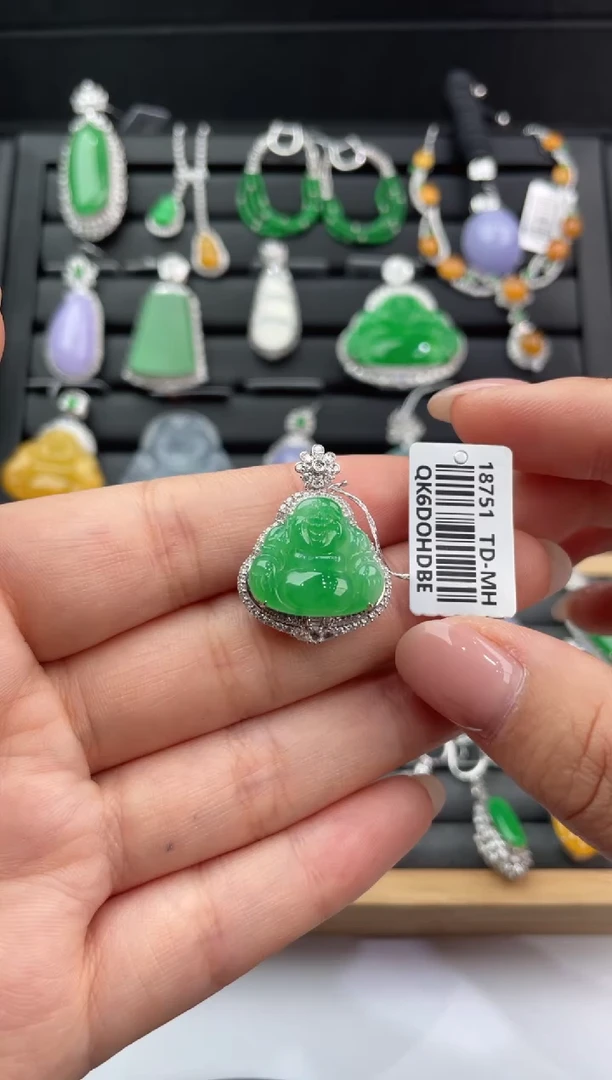 18K金镶嵌翡翠耳饰ZHG01123-14