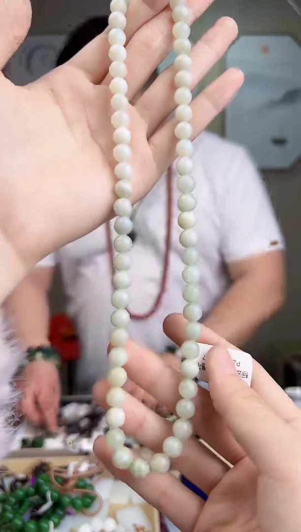 颈饰未镶嵌和田玉一物一证 拍一单发一个