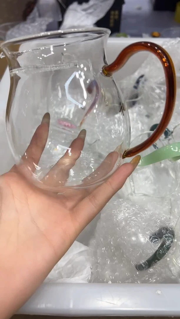 琥珀色大月牙公道杯