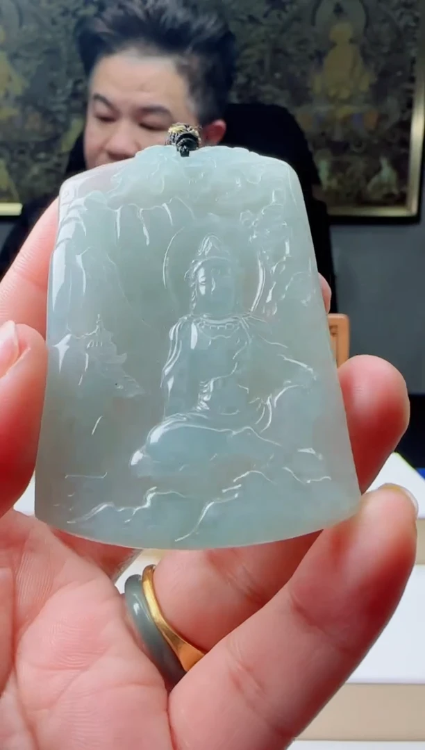 【闪购商品】翡翠颈饰未镶嵌11111111