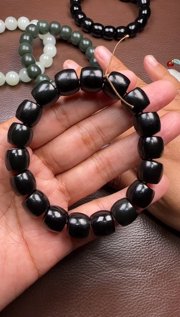 【闪购商品】和田玉挂件未镶嵌黑青手串 卡12mm