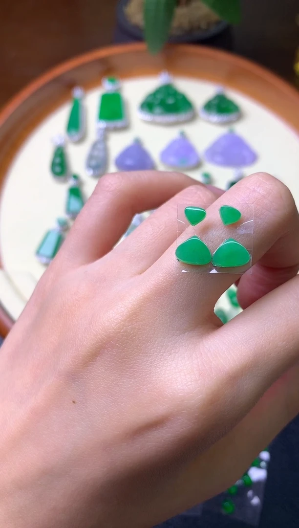 【闪购商品】定制翡翠未镶嵌裸石