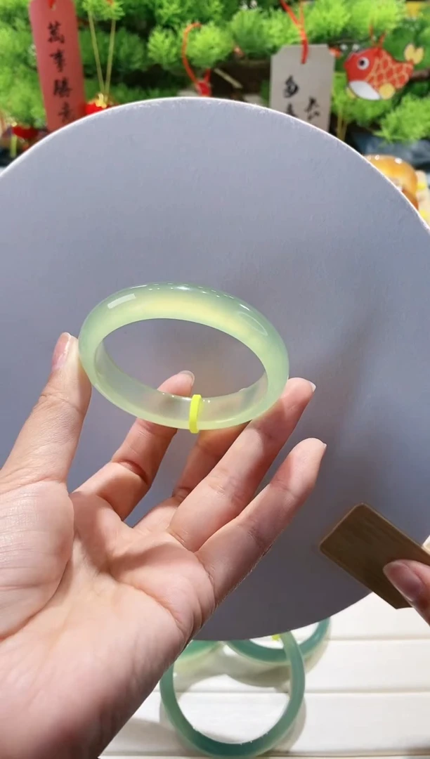 【闪购商品】玛瑙/玉髓手镯未镶嵌61-52.8