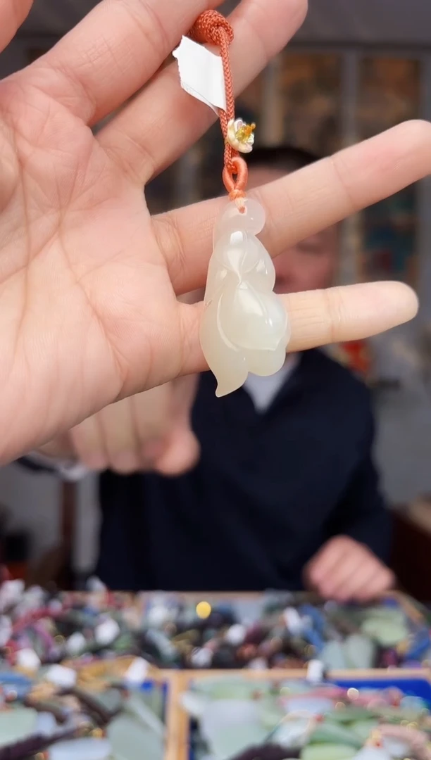 【闪购商品】和田玉挂件未镶嵌拍一发一