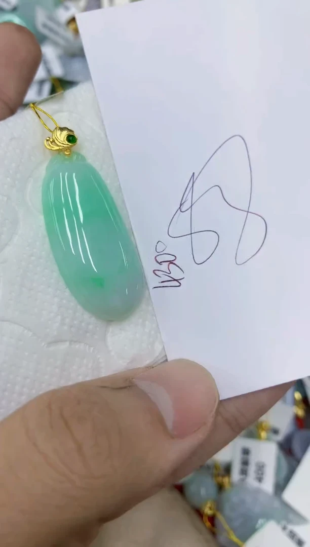 颈饰未镶嵌翡翠11111111111