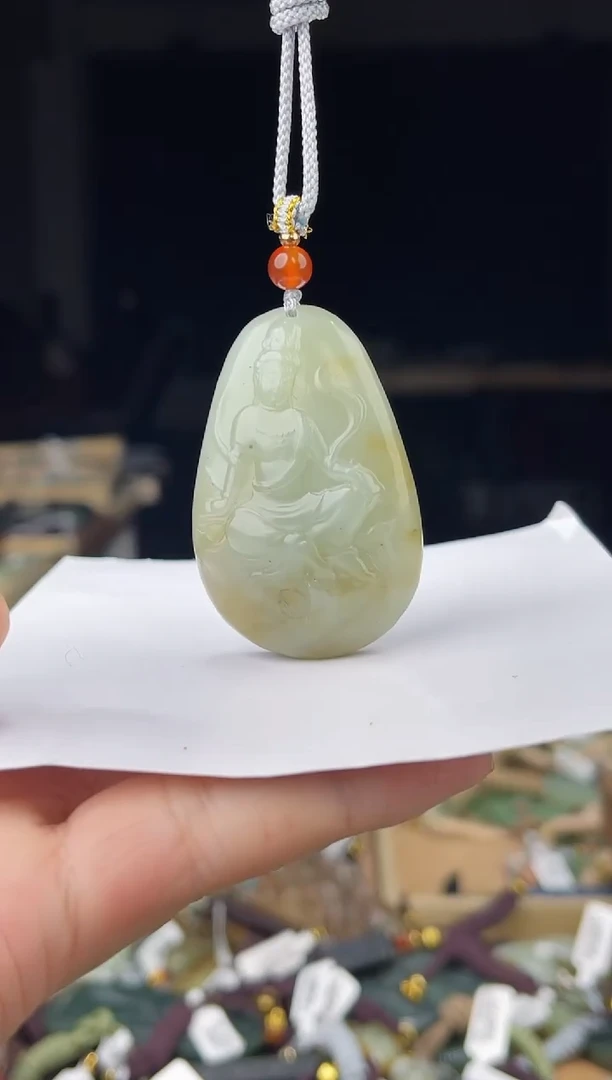 颈饰未镶嵌和田玉1