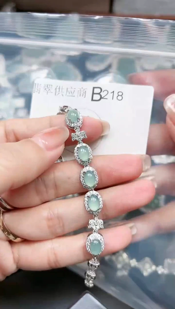 【闪购商品】翡翠颈饰未镶嵌218赠皮绳