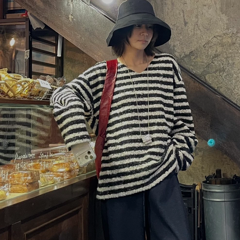 【双面颗粒卷绒】秋冬韩订单款V领加厚宽松黑白条纹大版卫衣可叠穿