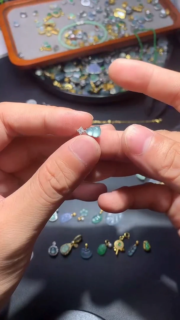 翡翠银S925镶嵌吊坠(不含链)1