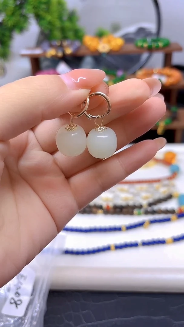 14K金镶嵌和田玉（白玉）耳饰E408