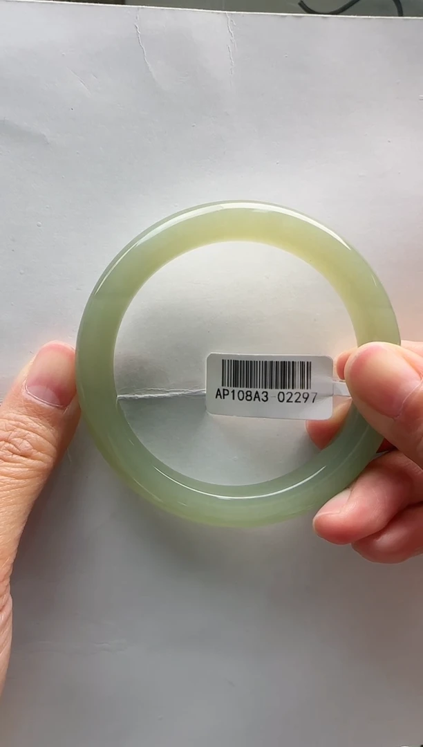 【闪购商品】和田玉手镯未镶嵌57+