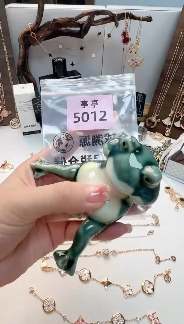 华禄甄选阁亭亭总铺